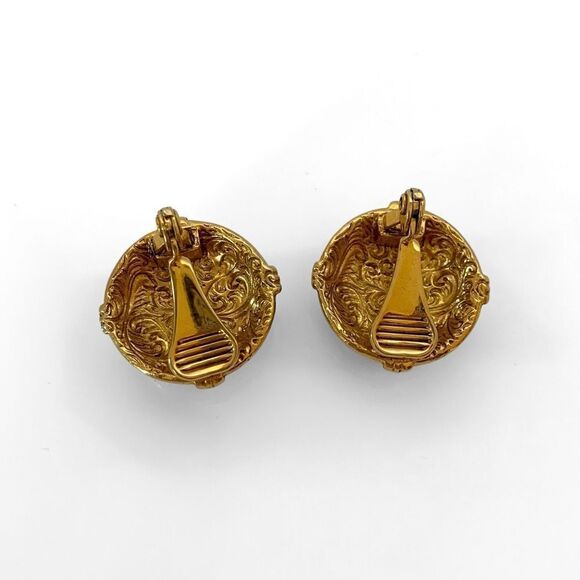 Vintage Faux Pearl Gold Circular Clip Earrings - Picture 6 of 7